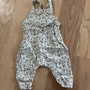 Rylee + Cru Floral Sleeveless Romper 3-6M